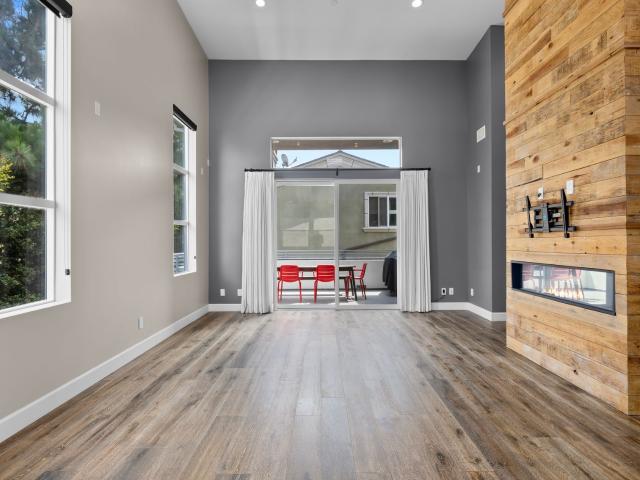 Townhouse for rent in Redondo Beach, California