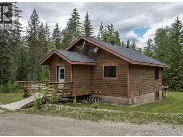 House for sale in Parson, British Columbia