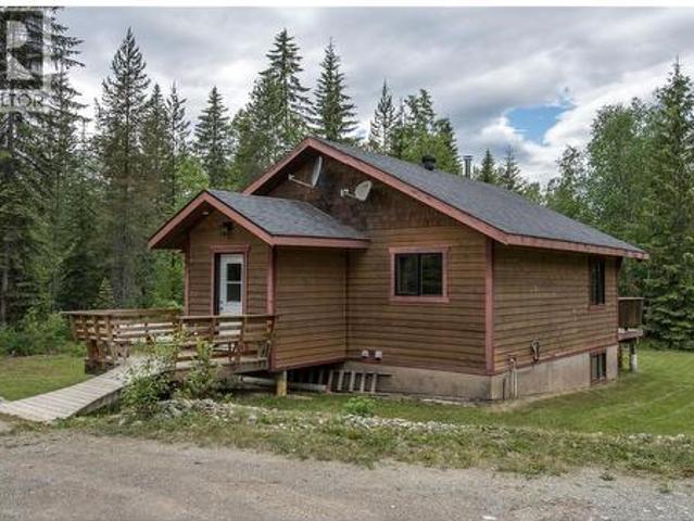 House for sale in Parson, British Columbia