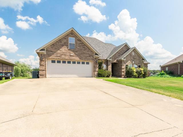House for sale in Ark