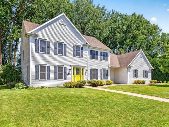 House for sale in Neenah, Wisconsin