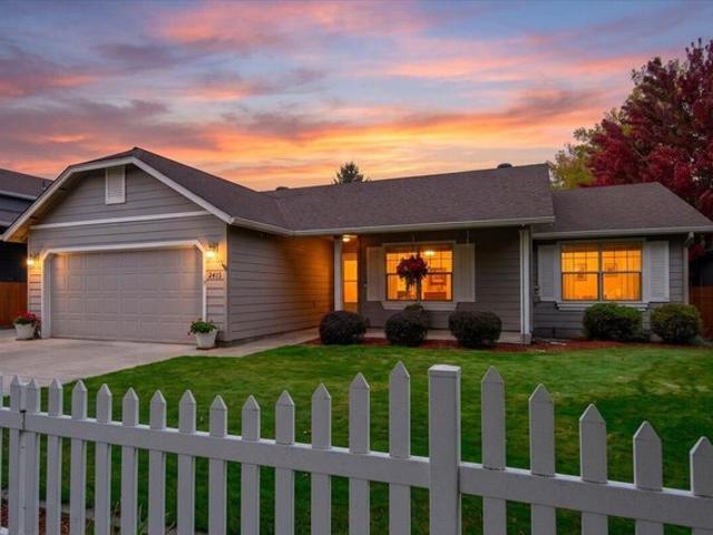 House for sale in Redmond, Deschutes County