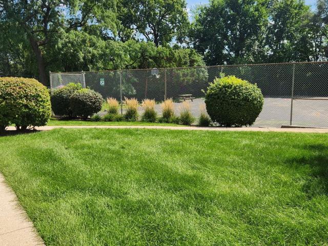 Condo for sale in Downers Grove, Illinois
