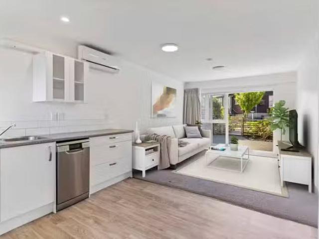 Apartment for sale in Takapuna