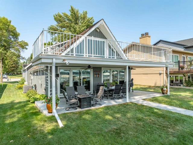 House for sale in Okoboji, Iowa
