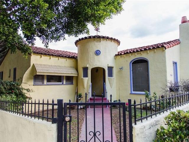 House for sale in Canoga Park, California