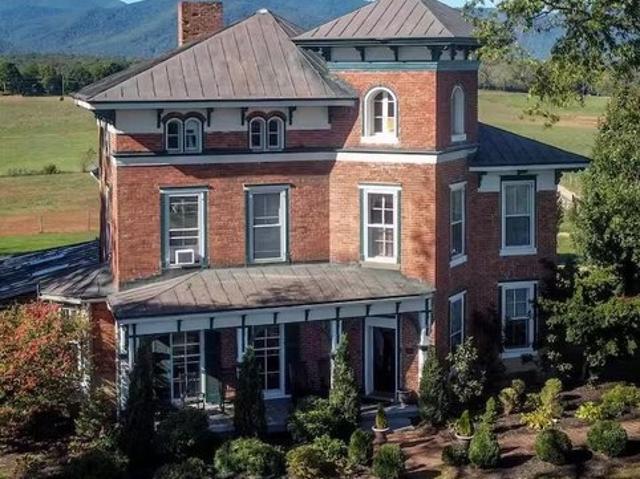 House for sale in Virginia