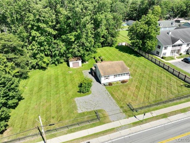 House for sale in Oneida, New York