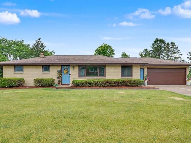 House for sale in Asbury, Iowa