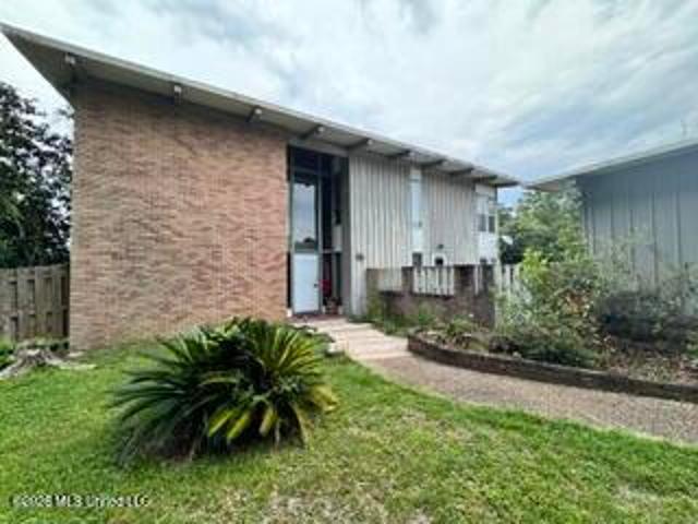 House for sale in Gautier, Mississippi