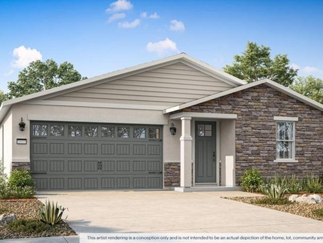 House for sale in Visalia, Tulare County
