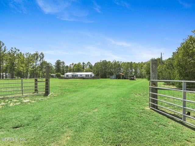 House for sale in Hilliard, Nassau County