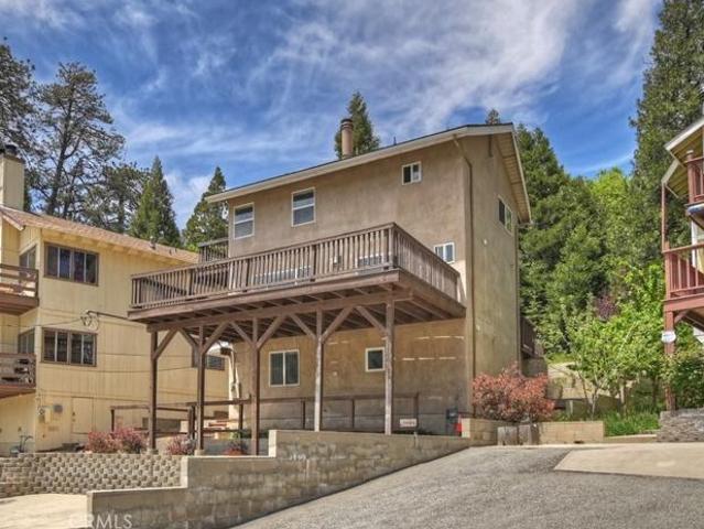 House for sale in Cedarpines Park, California
