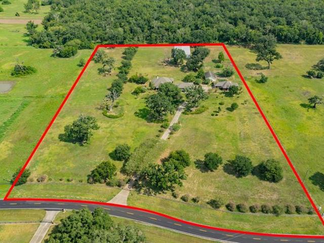 House for sale in Rosharon, Texas