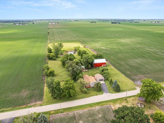 House for sale in Somonauk, Illinois