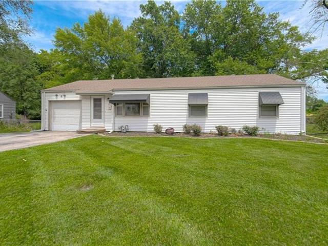 House for sale in Gladstone, Missouri