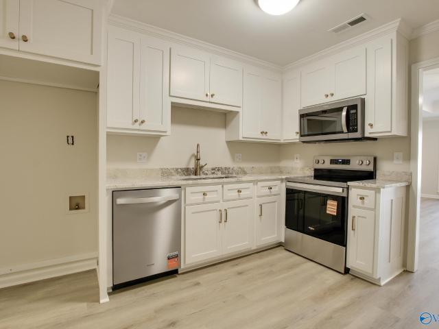 Townhouse for sale in Decatur, Alabama