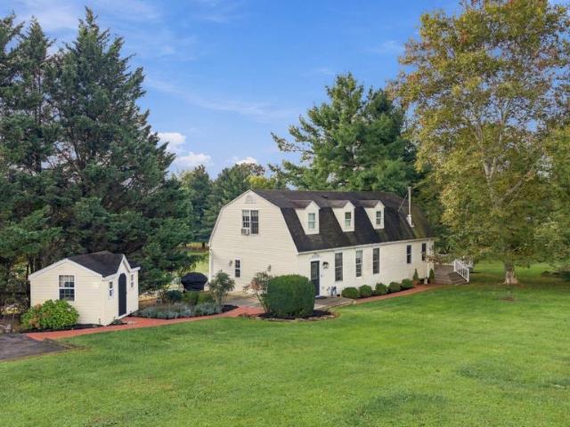 House for sale in Valley Overlook, Middletown