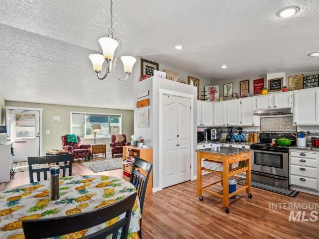 House for sale in Karcher Estates, Nampa
