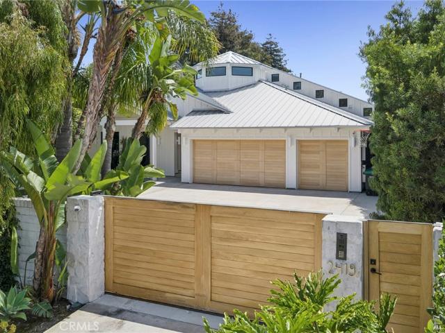 House for sale in Corona Del Mar, California