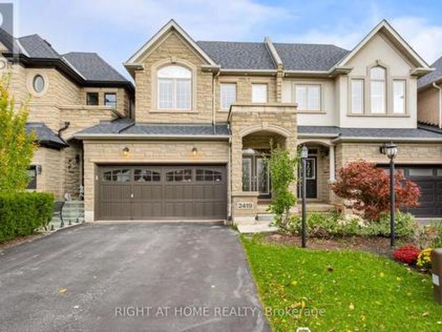House for sale in Oakville, Ontario