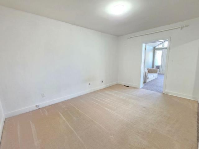 House for rent in Etobicoke—Lakeshore, Toronto