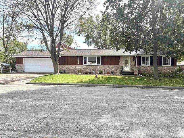 House for sale in Menasha, Winnebago County