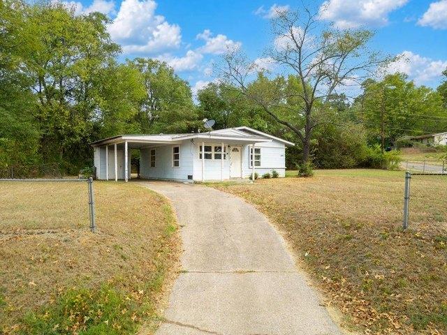 House for sale in Edgemont Subdivision, Lone Star
