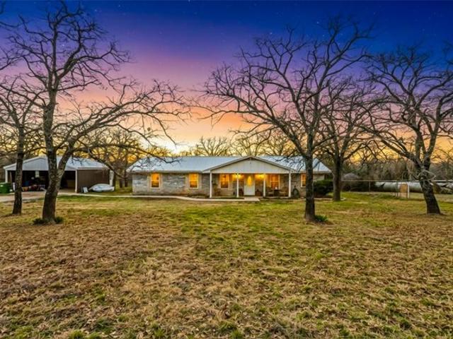 House for sale in Wise, Texas