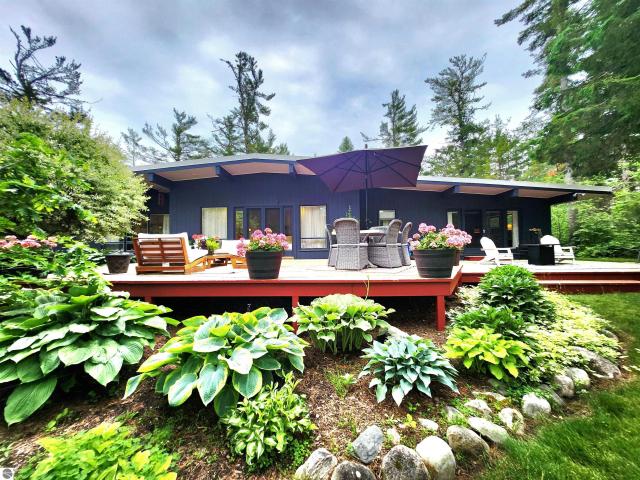 House for sale in Grayling