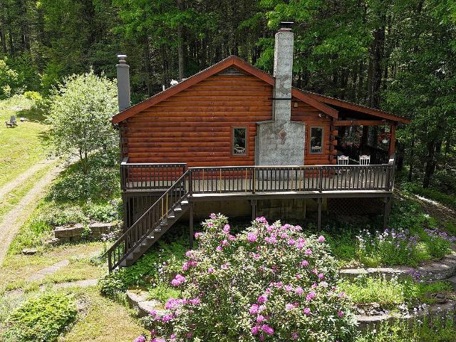 House for sale in Starlight, Pennsylvania