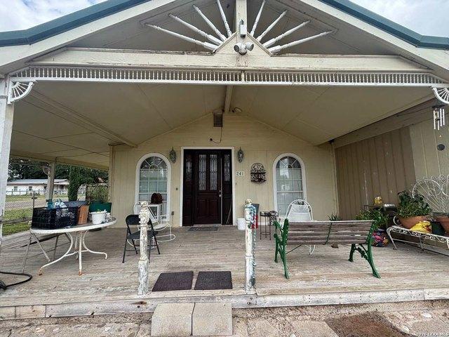 House for sale in Quemado, Texas