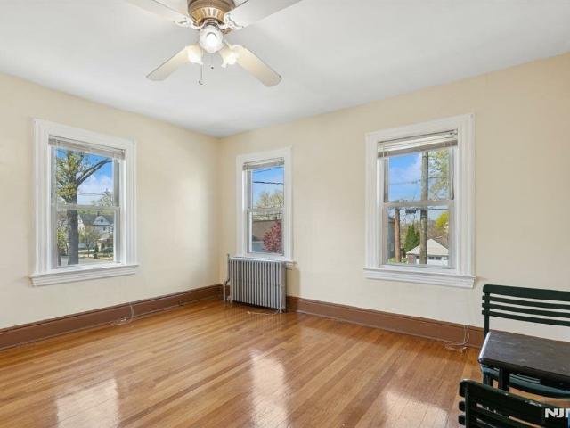 Apartment for rent in Teaneck