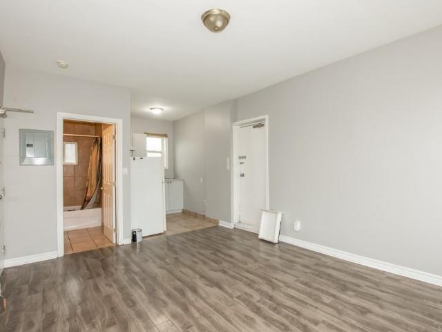 Apartment for rent in Ancaster, Ontario