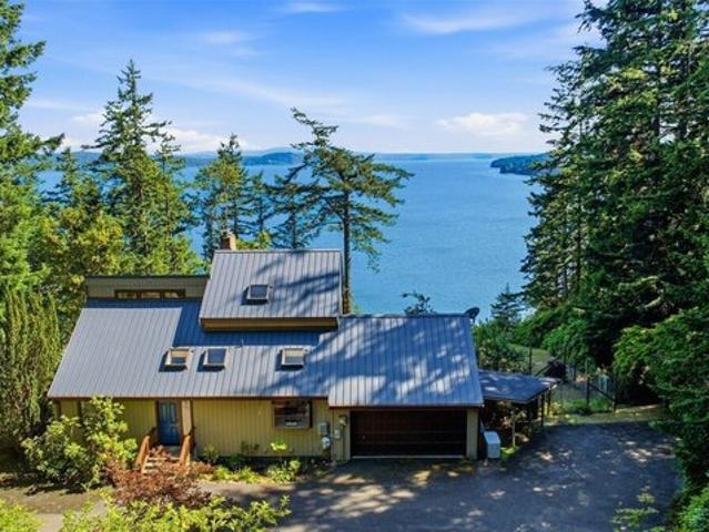 House for sale in Quilcene, Washington