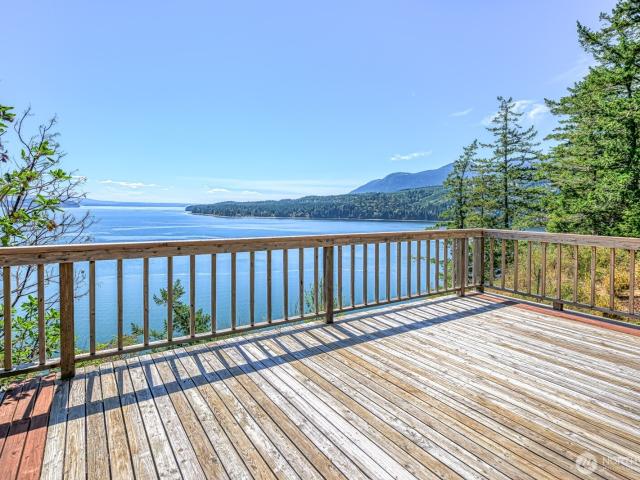 House for sale in Quilcene, Washington