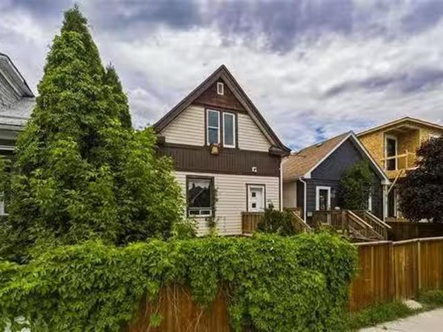 House for sale in East St. Paul, Manitoba