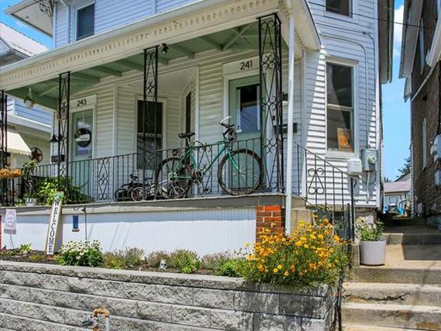 Townhouse for sale in Chambersburg