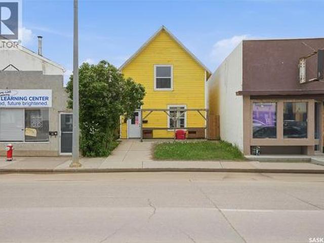 House for sale in Moose Jaw, Saskatchewan