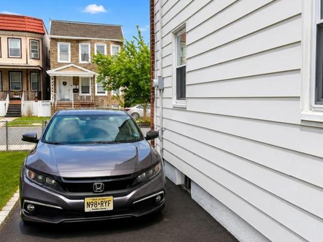House for sale in Hudson, New Jersey