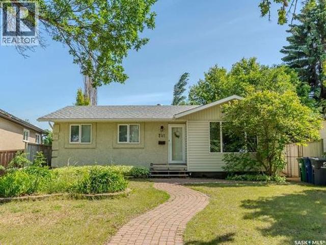 House for sale in Saskatoon, Saskatchewan