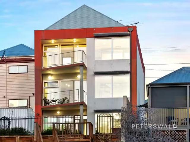 House for rent in Hobart