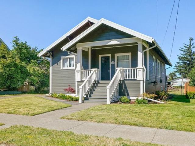 House for sale in Oregonia