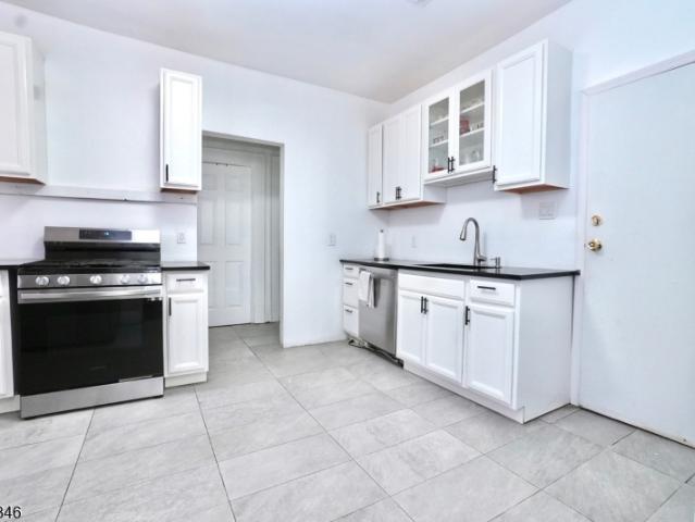 House for sale in Bloomfield