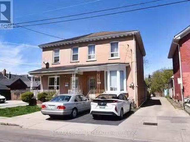 House for sale in Ancaster, Ontario