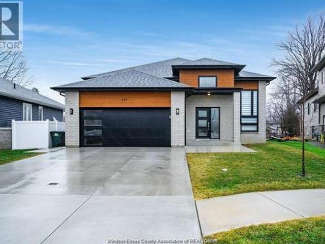 House for rent in Essex, Ontario