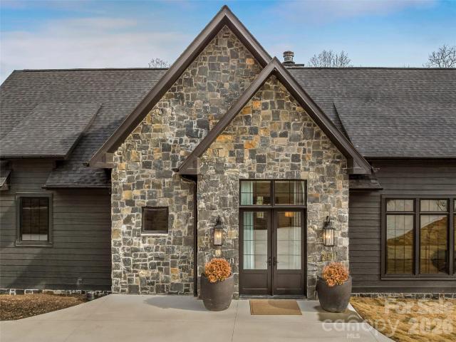 House for sale in Etowah, North Carolina
