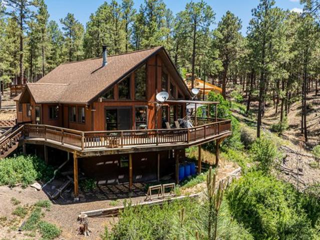 House for sale in Jemez Springs, New Mexico