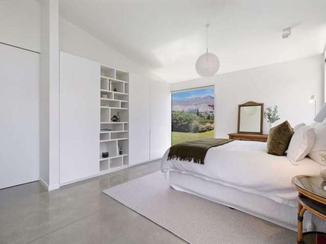 House for sale in Otakou