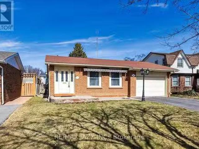 House for sale in Donevan, Oshawa